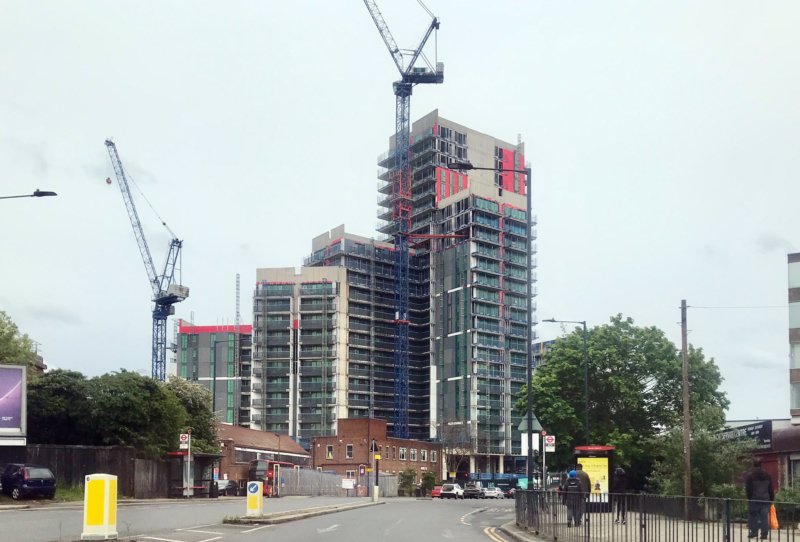 Minavil House cantilever scaffold design for high-rise façade works in Alperton London