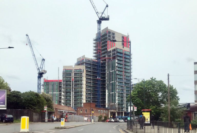 Minavil House cantilever scaffold design for high-rise façade works in Alperton London