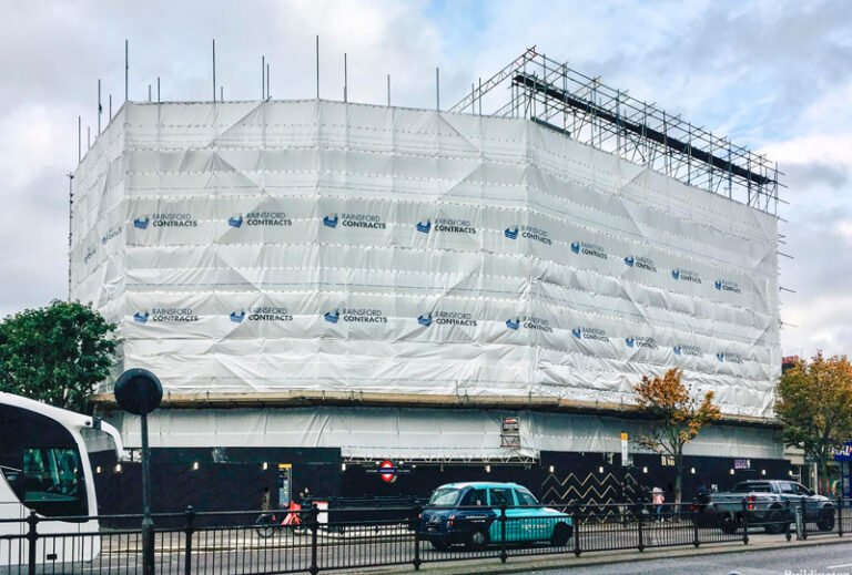 Notting Hill Gate scaffold design with temporary roof, façade scaffold and pedestrian gantry in London